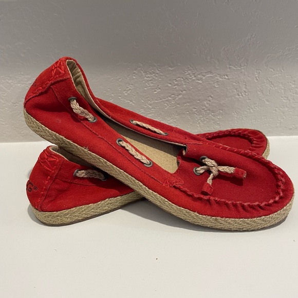 UGG Australia Red Flat Espardille Size 5 - Picture 1 of 6